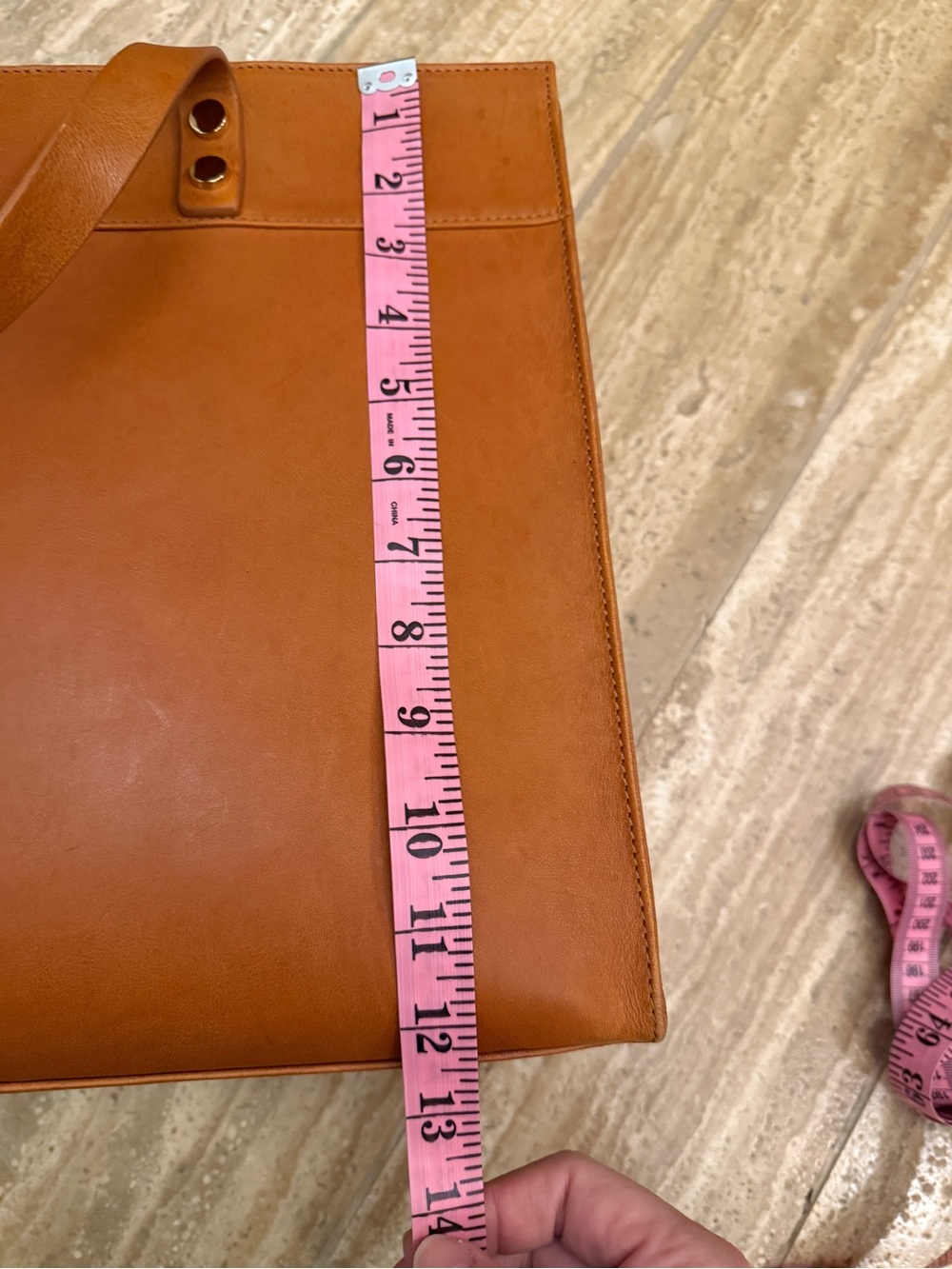 Mark & Graham Large Essential Leather Tote in Camel with Gold Hardware and strap - Picture 13 of 13